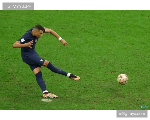 姆巴佩破纪录登顶世界杯历史最佳年轻射手，状态回暖引期待