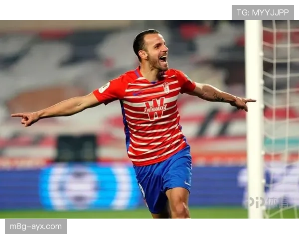 塞维利亚中场神勇拦截锁定胜局，状态回升强势跻身西甲争冠行列